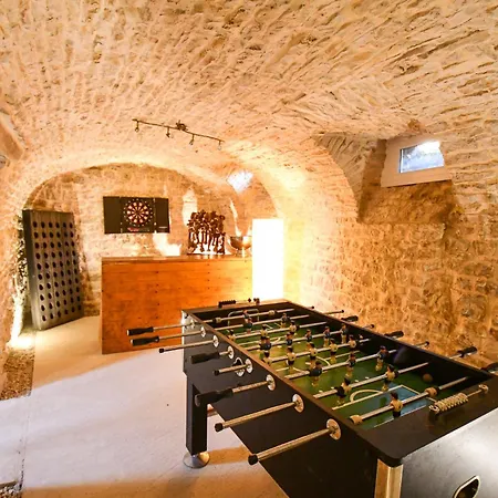 펜션 Maison Atypique En Champagne, Chez Lise Et Lucas Noe-les-Mallets