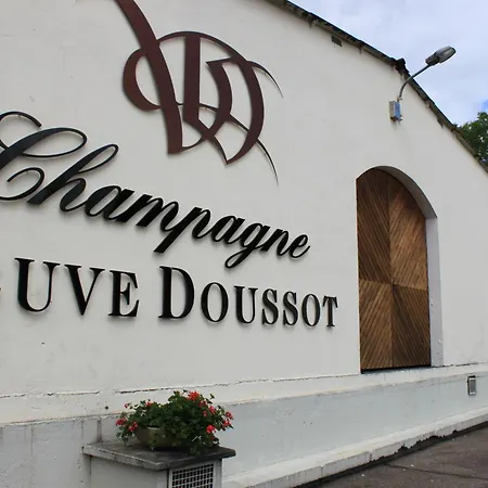 Maison Atypique En Champagne, Chez Lise Et Lucas 펜션 *